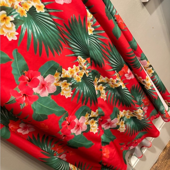 Floral Maxi - Red and Green tropical vacation size 4 maxi long wedding guest - Picture 6 of 14